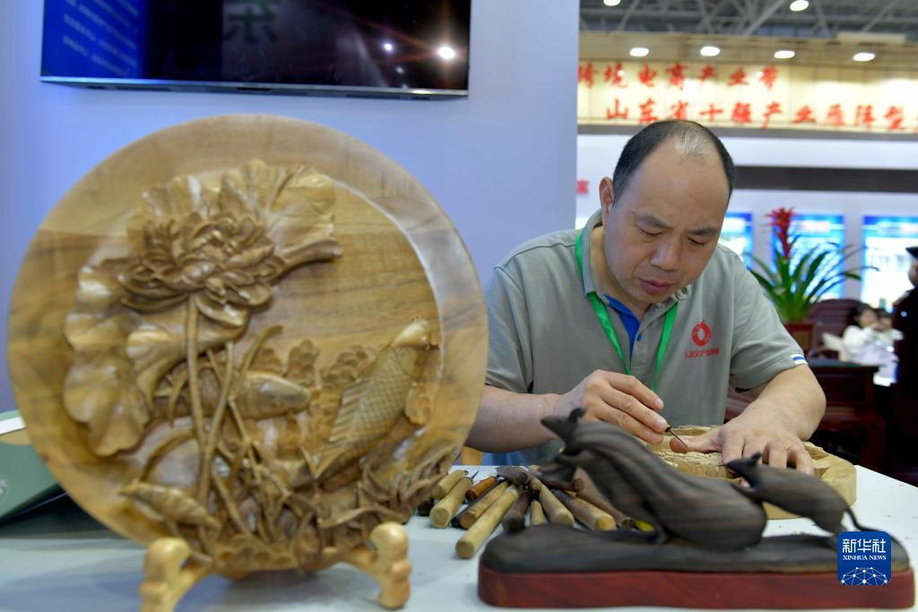 畅玩斗牛下载